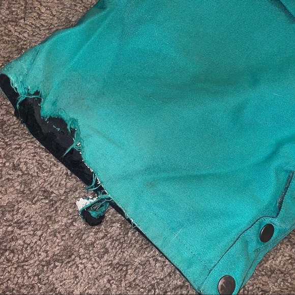 BURTON - TEAL SNOWBOARDING PANTS - Picture 13 of 14